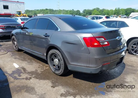 2016 Ford Police Interceptor z USA, uszkodzony, nr VIN 1FAHP2MK3GG126608